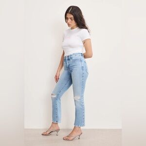 Good American - DOLLY JOLEANS PETITE STRAIGHT JEANS
